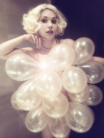 trixie-golden-balloons